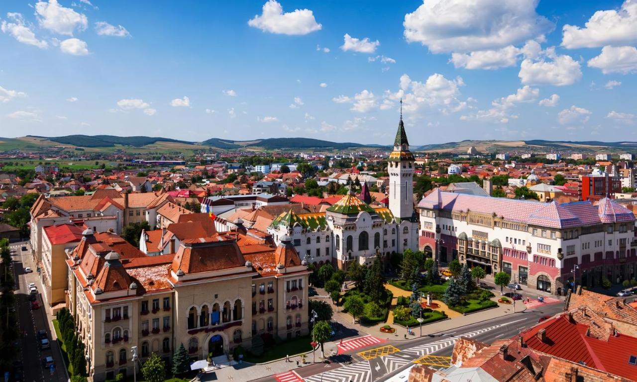 Butterfly Apartment-Hidden Gem In The Heart Of Târgu-Mureş Eksteriør bilde